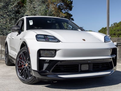 2026 Porsche Macan Macan GTS Electric