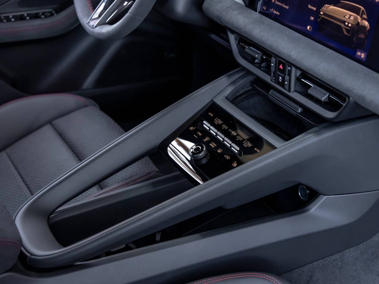 2026 Porsche Macan Macan GTS Electric