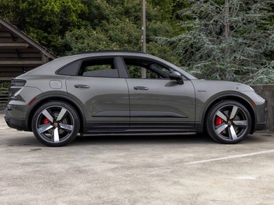 2026 Porsche Macan GTS Electric