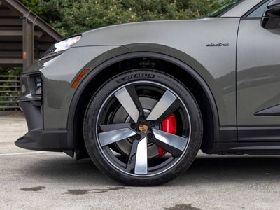 2026 Porsche Macan GTS Electric
