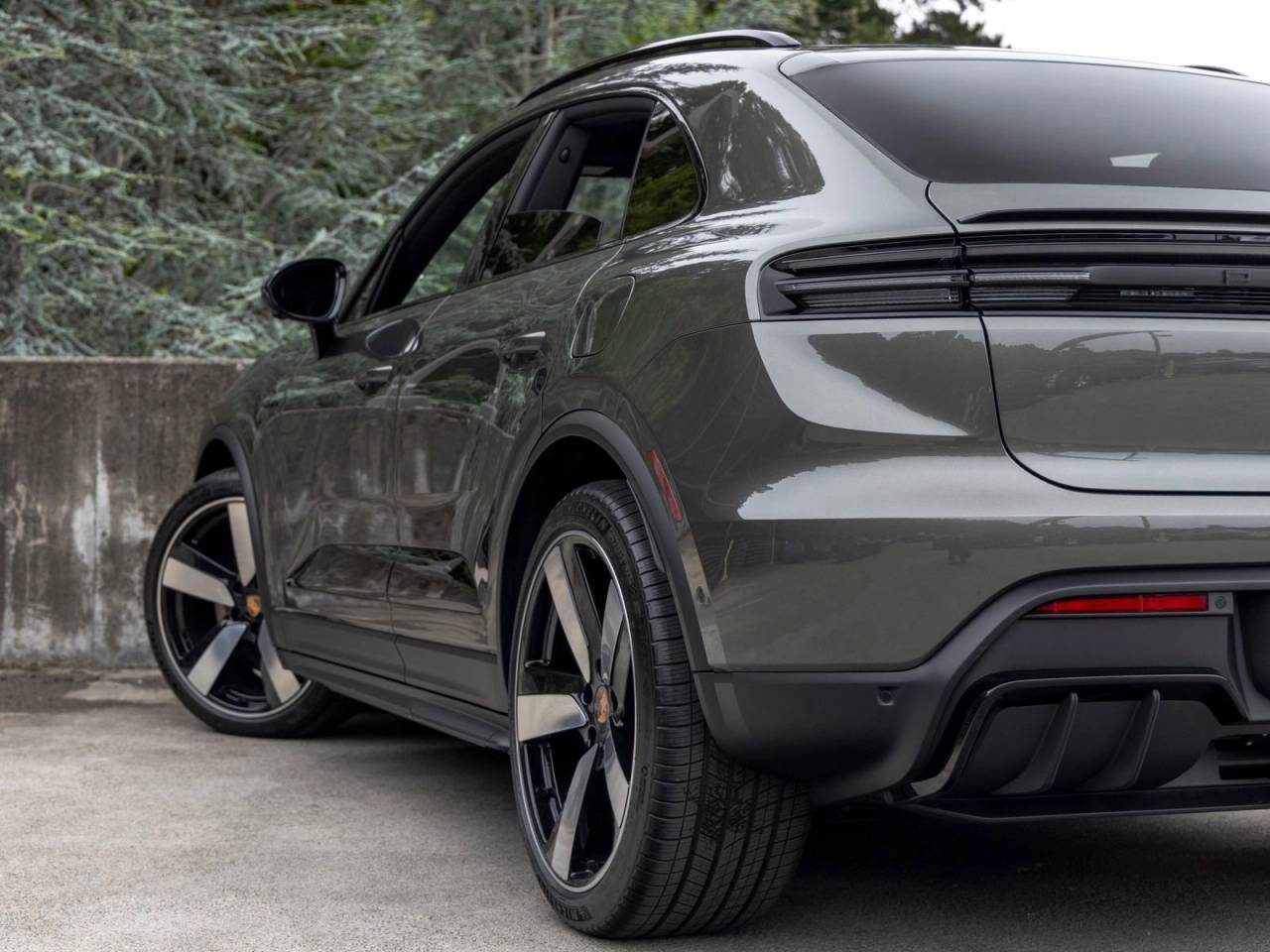 2026 Porsche Macan GTS Electric