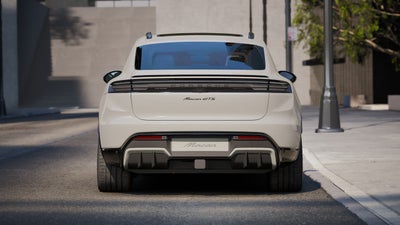 2026 Porsche Macan Macan GTS Electric