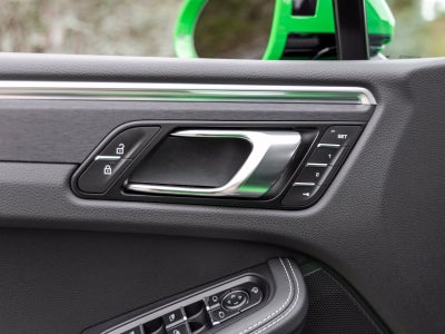 2022 Porsche Macan Macan GTS