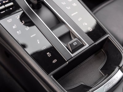 2022 Porsche Macan Macan GTS