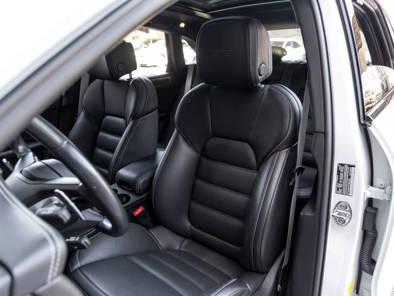 2023 Porsche Macan GTS