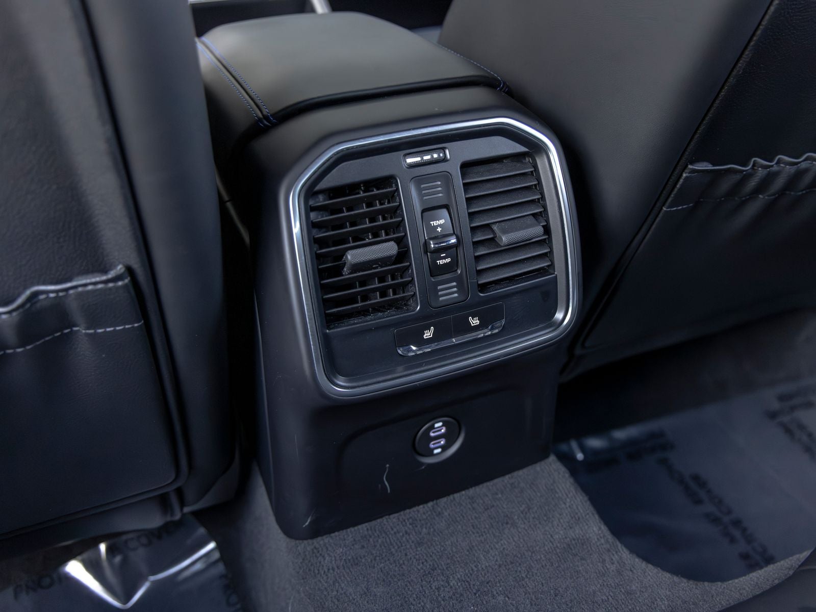 2024 Porsche Macan GTS