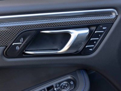 2024 Porsche Macan GTS