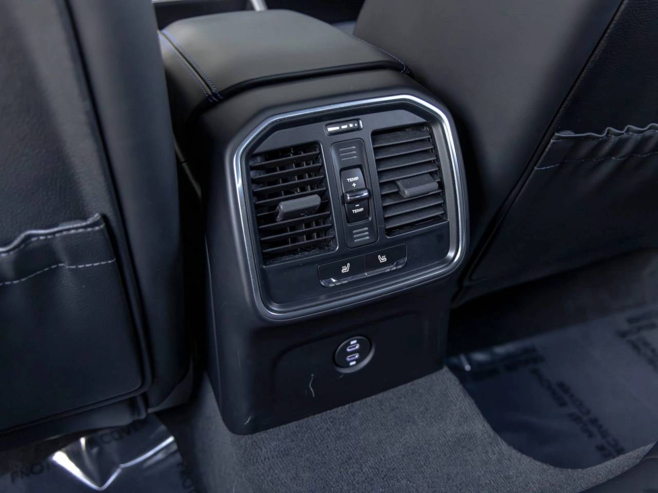 2024 Porsche Macan GTS