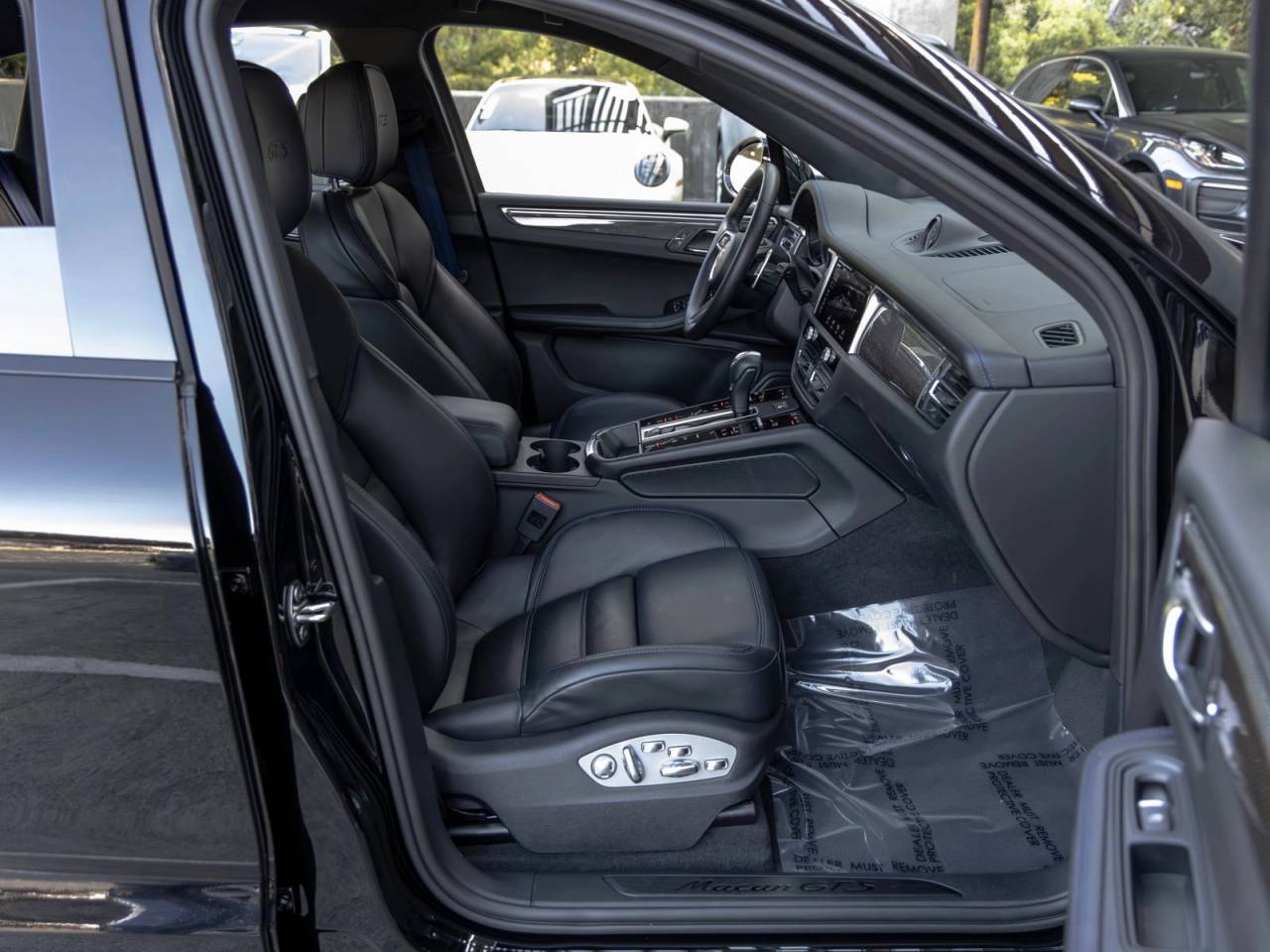 2024 Porsche Macan GTS