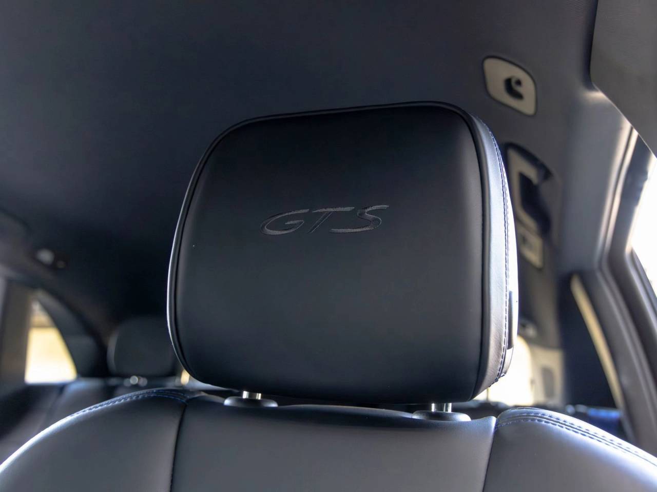 2024 Porsche Macan GTS