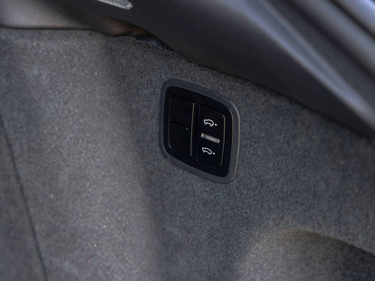 2024 Porsche Macan GTS