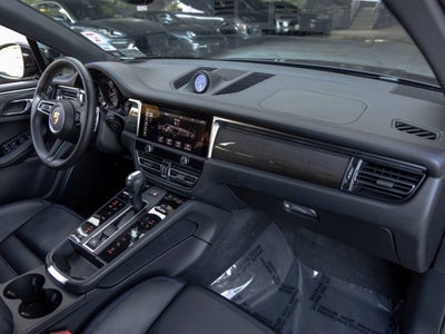 2024 Porsche Macan GTS