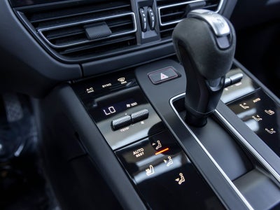 2022 Porsche Macan Macan GTS