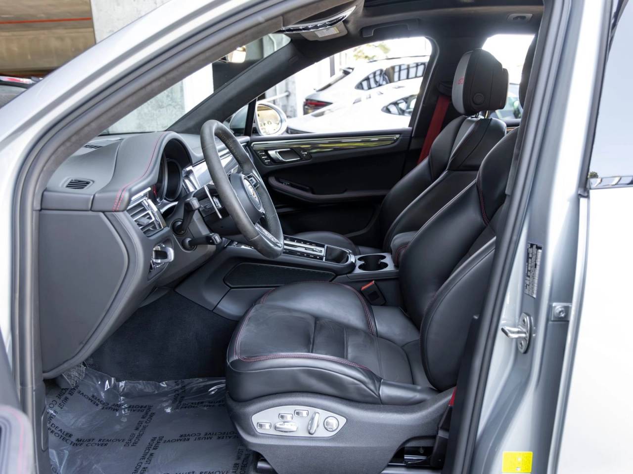 2022 Porsche Macan Macan GTS