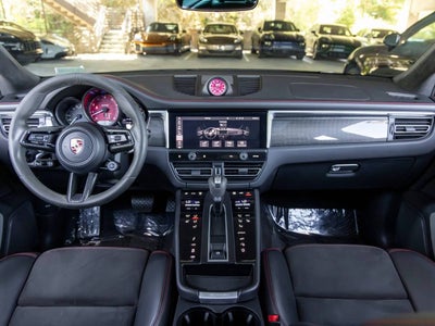 2022 Porsche Macan Macan GTS