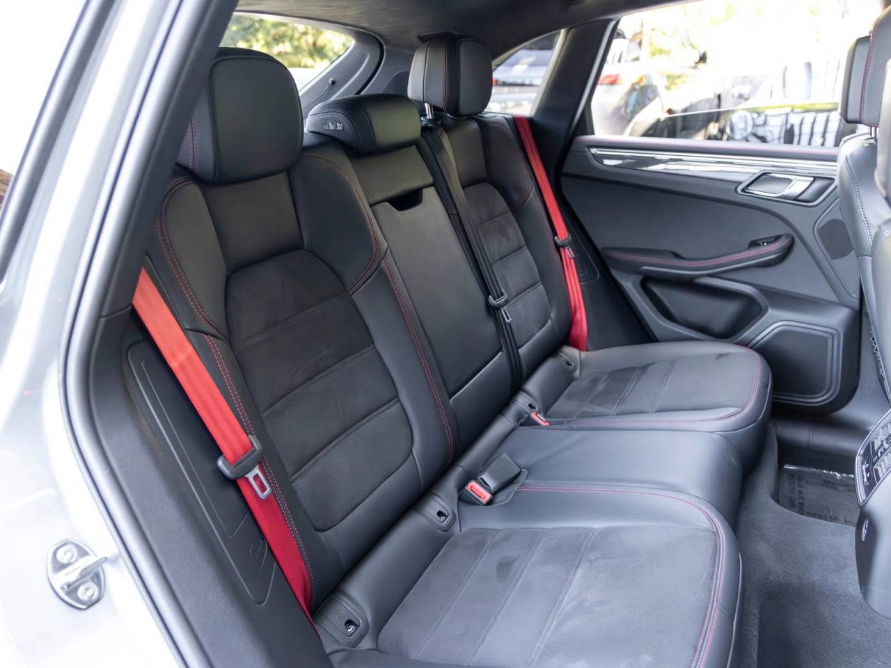 2022 Porsche Macan Macan GTS