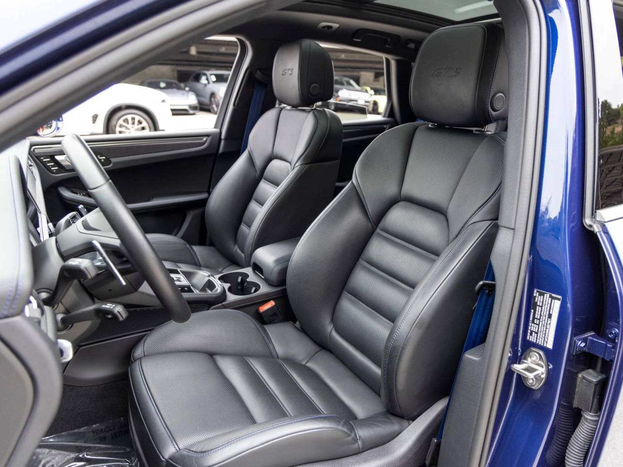 2024 Porsche Macan Macan GTS