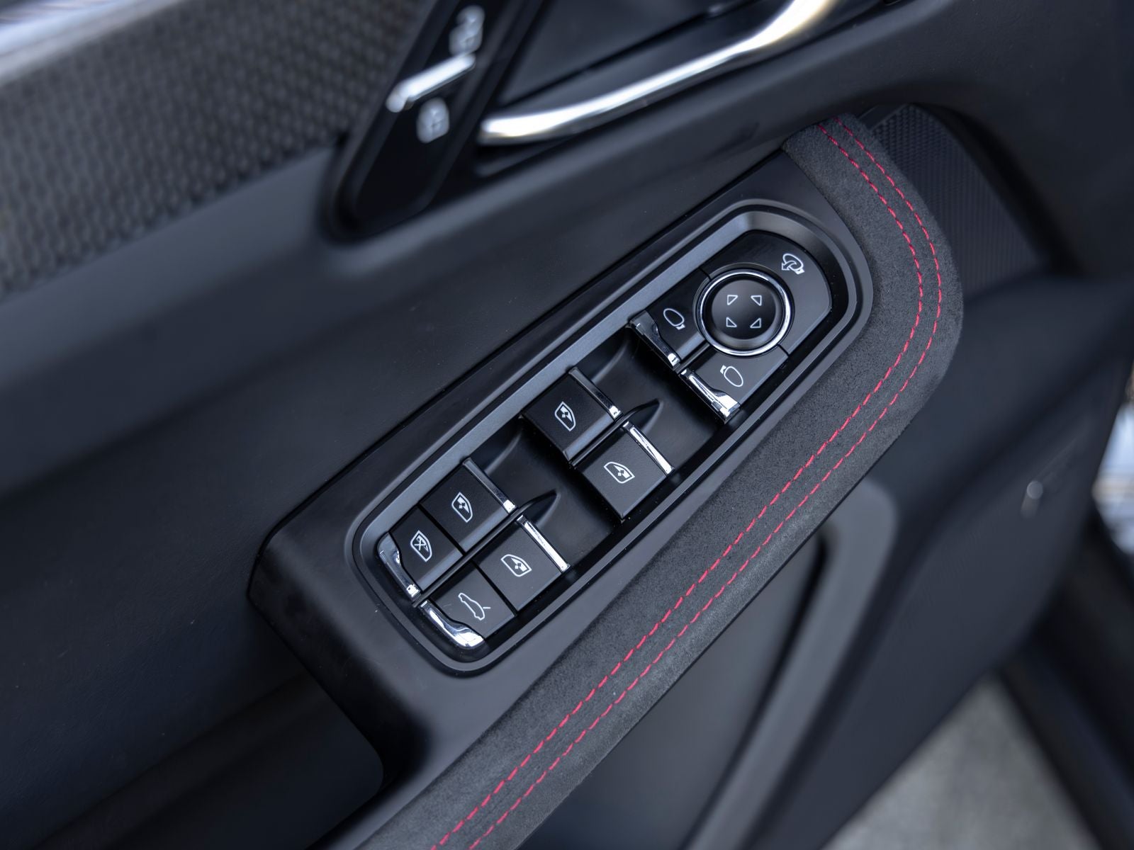 2023 Porsche Macan Macan GTS (MY23)