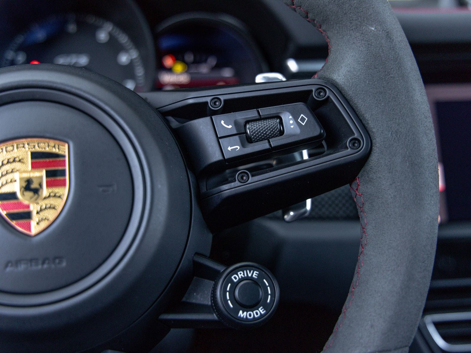 2023 Porsche Macan Macan GTS (MY23)