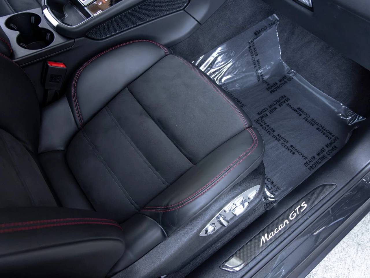 2023 Porsche Macan Macan GTS (MY23)