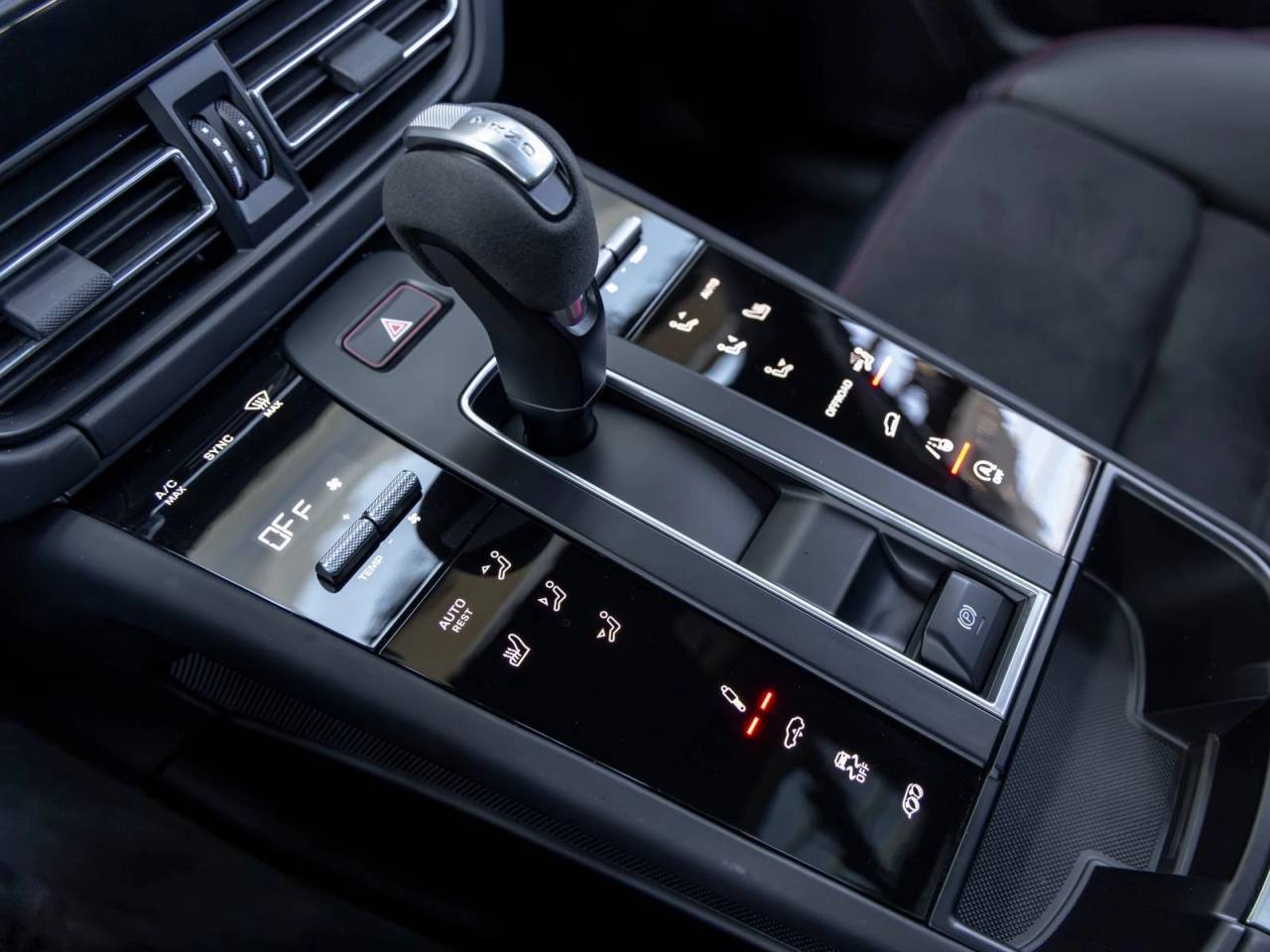 2023 Porsche Macan Macan GTS (MY23)