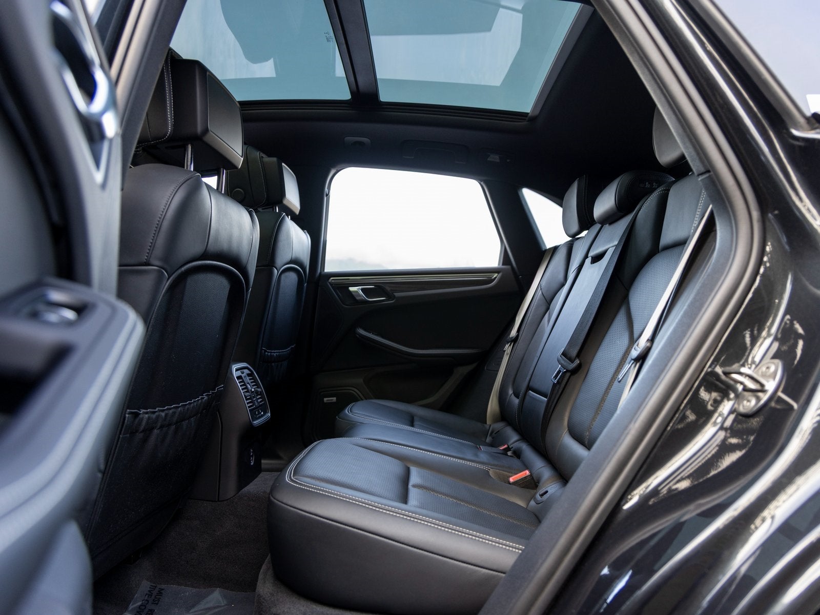 2023 Porsche Macan Macan GTS (MY23)