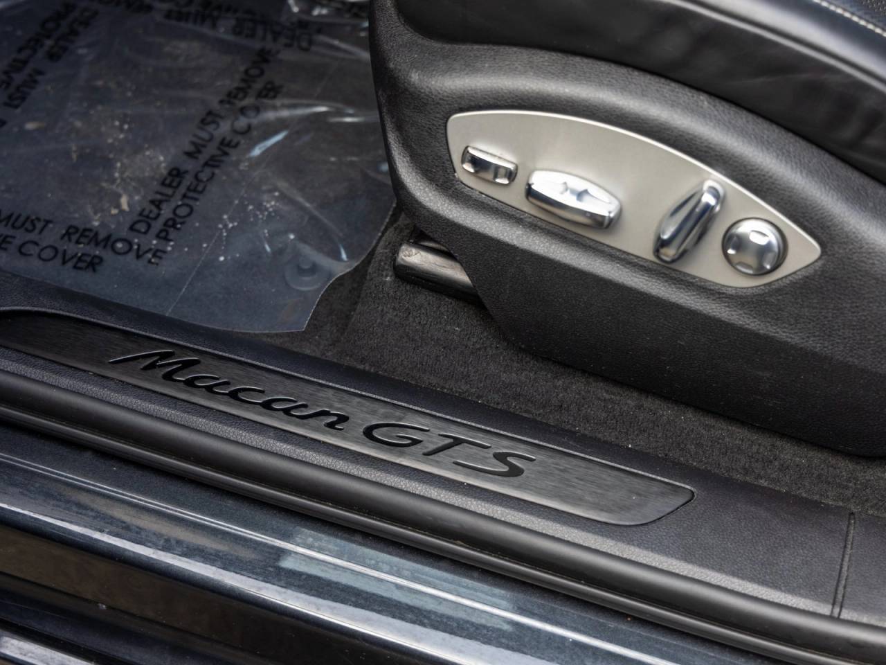 2023 Porsche Macan Macan GTS (MY23)