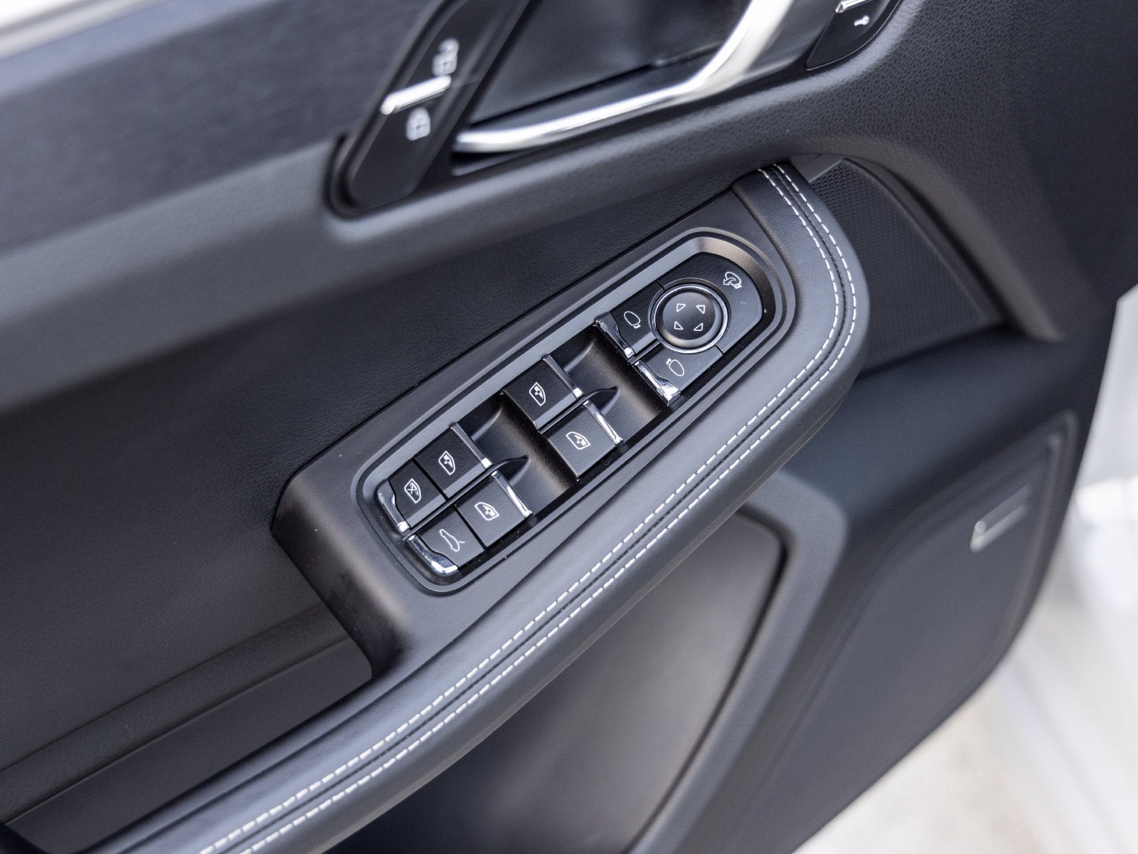 2024 Porsche Macan Macan GTS