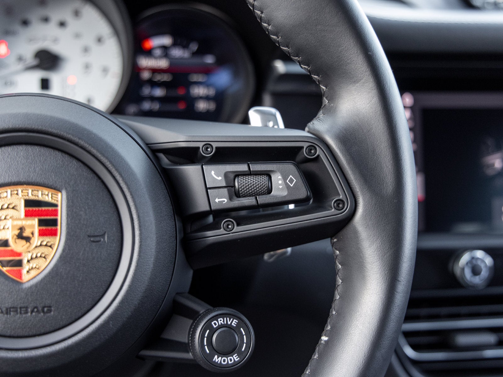 2024 Porsche Macan Macan GTS