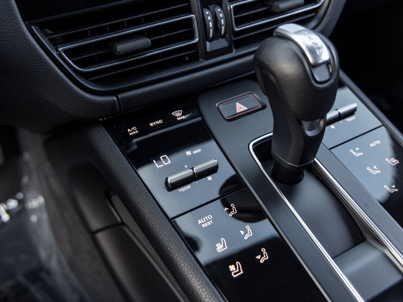 2024 Porsche Macan Macan GTS