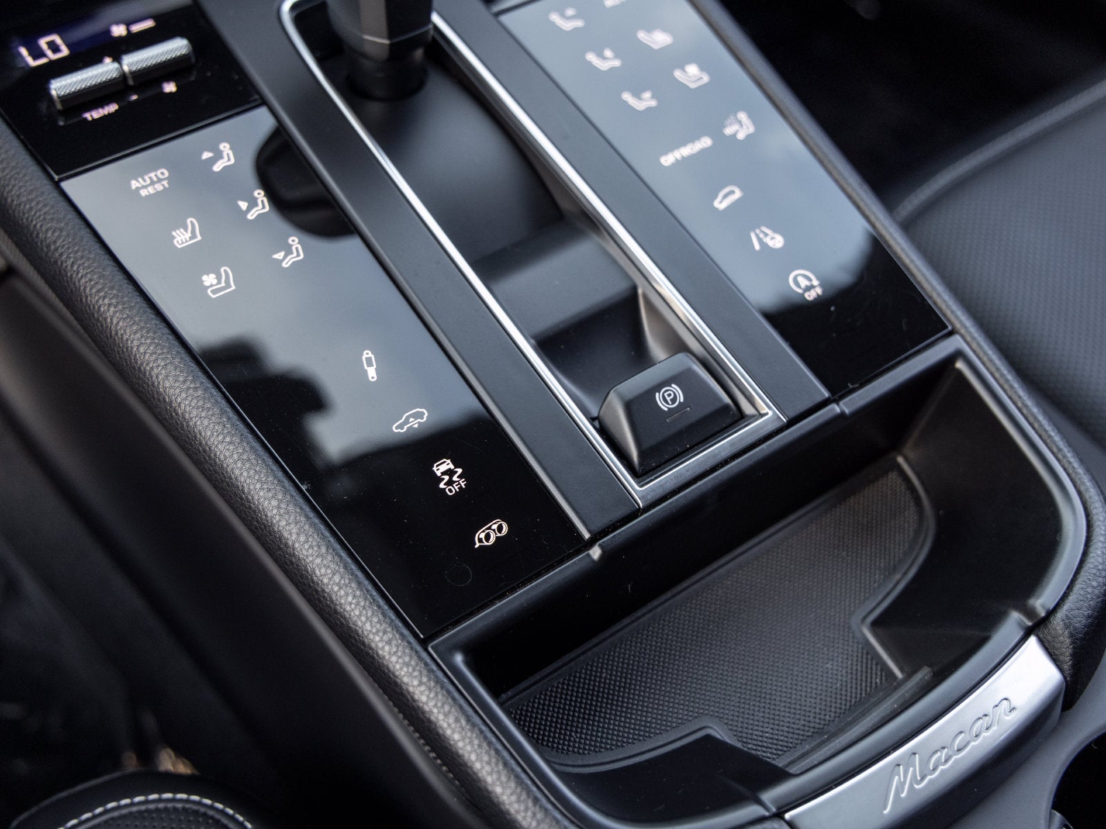 2024 Porsche Macan Macan GTS