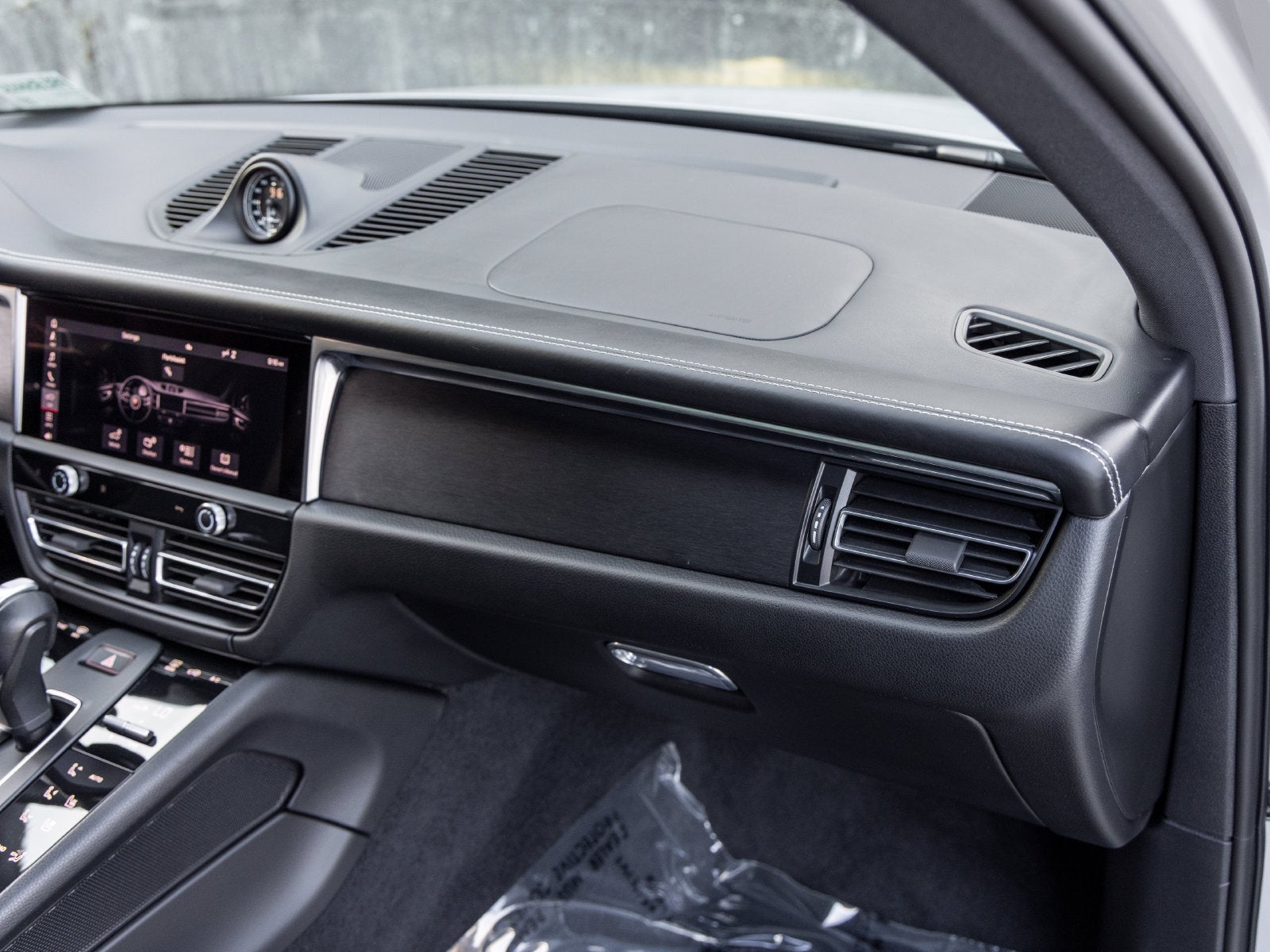 2024 Porsche Macan Macan GTS