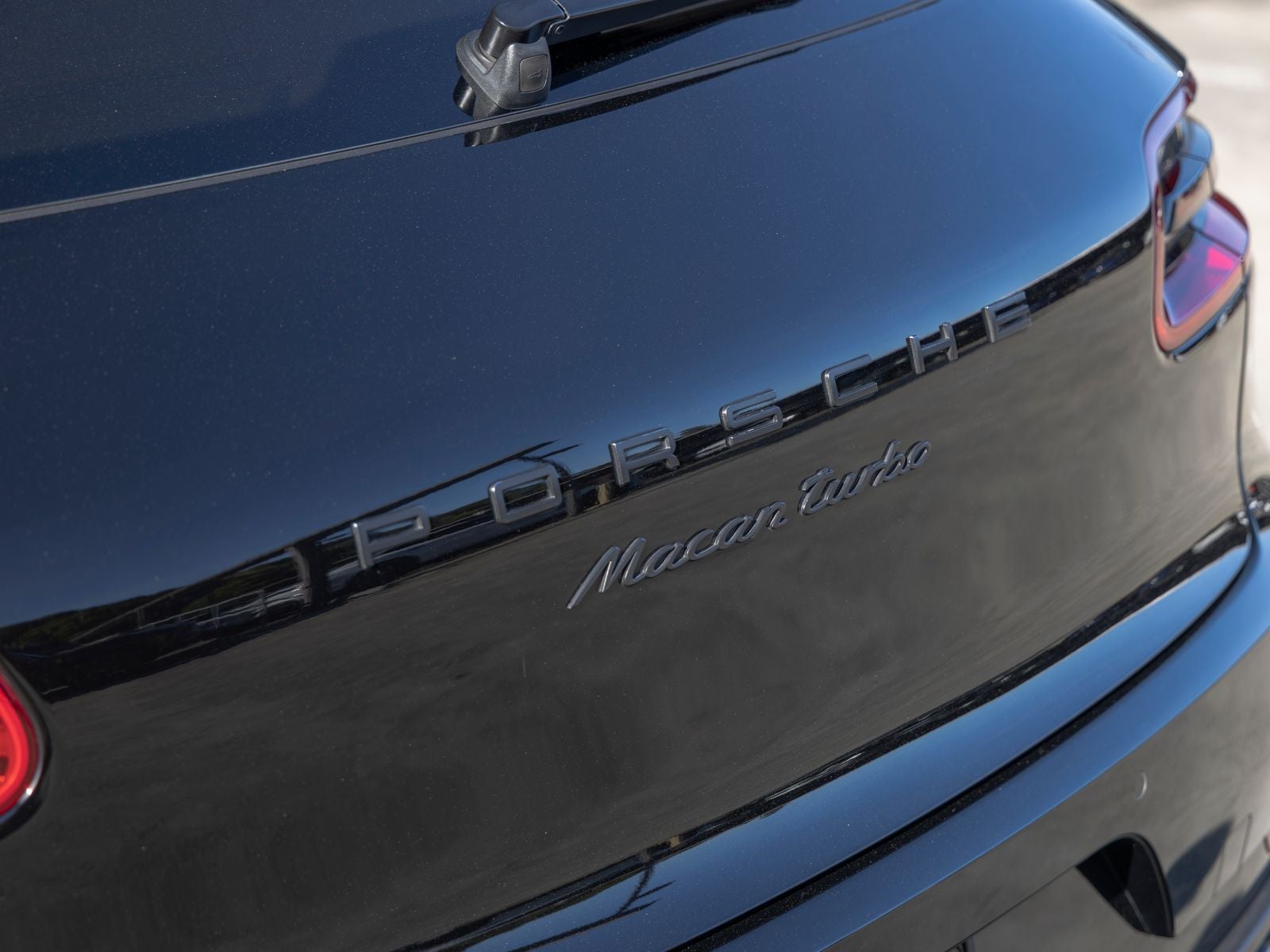 2016 Porsche Macan Turbo