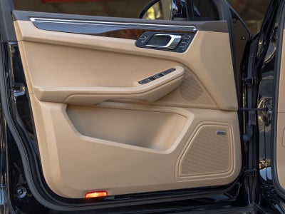 2016 Porsche Macan Turbo