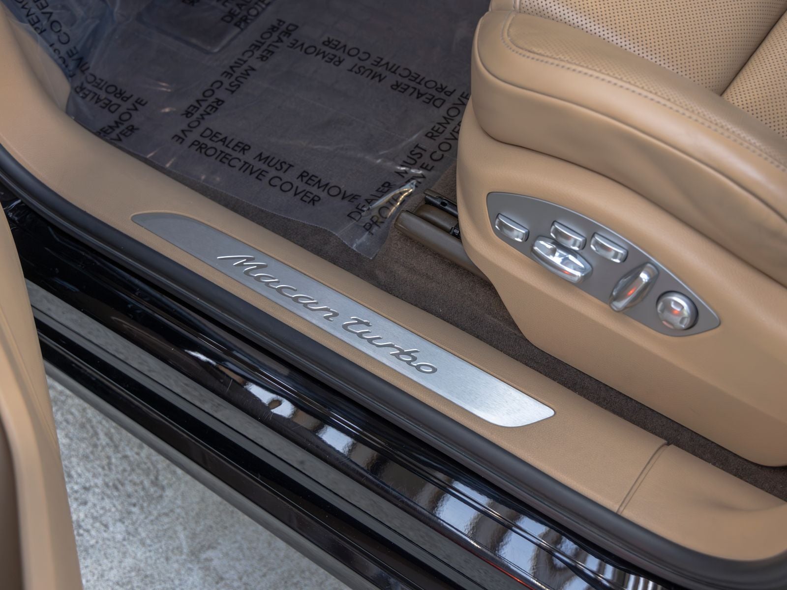 2016 Porsche Macan Turbo