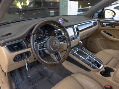 2016 Porsche Macan Turbo