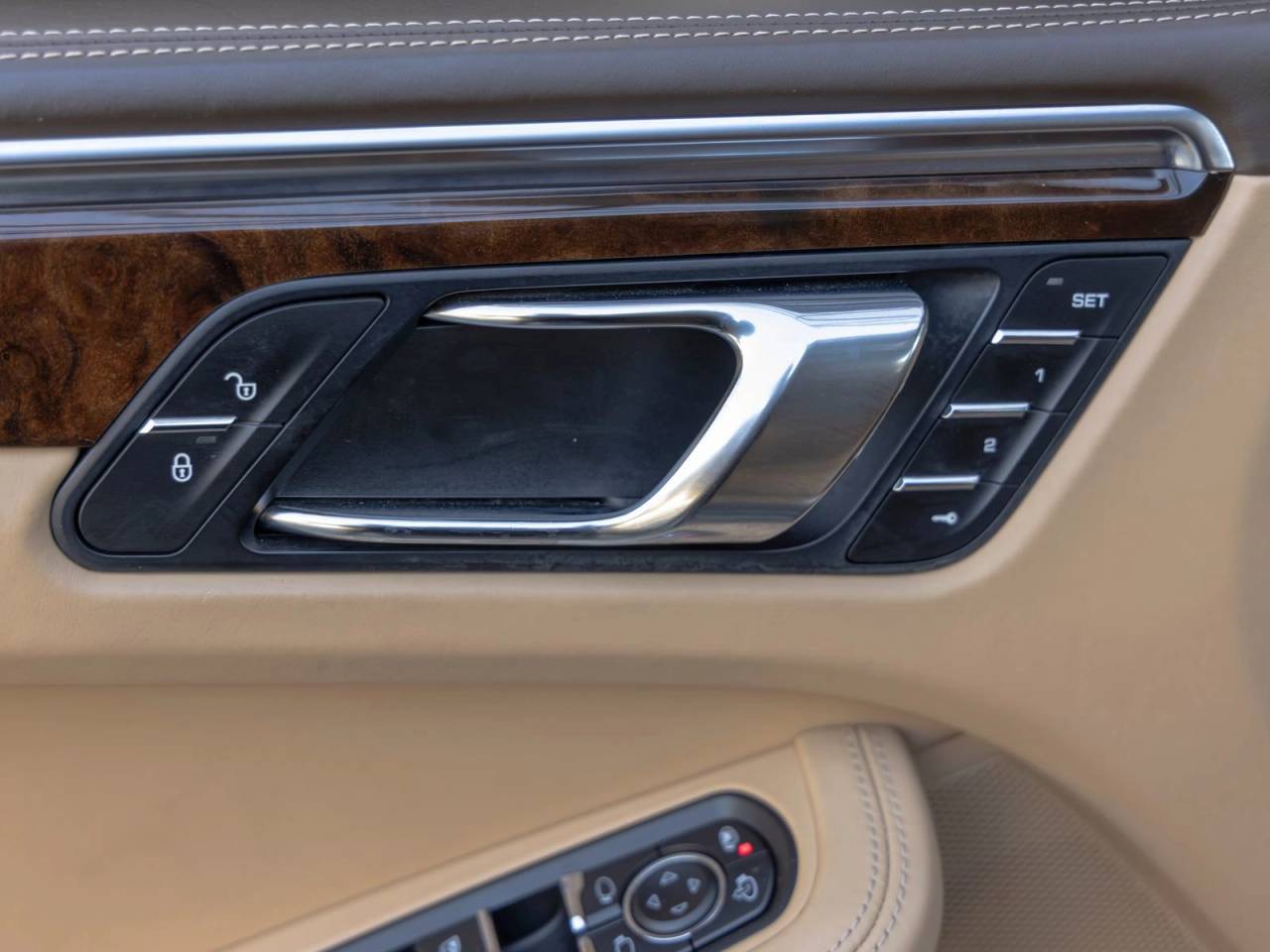 2016 Porsche Macan Turbo