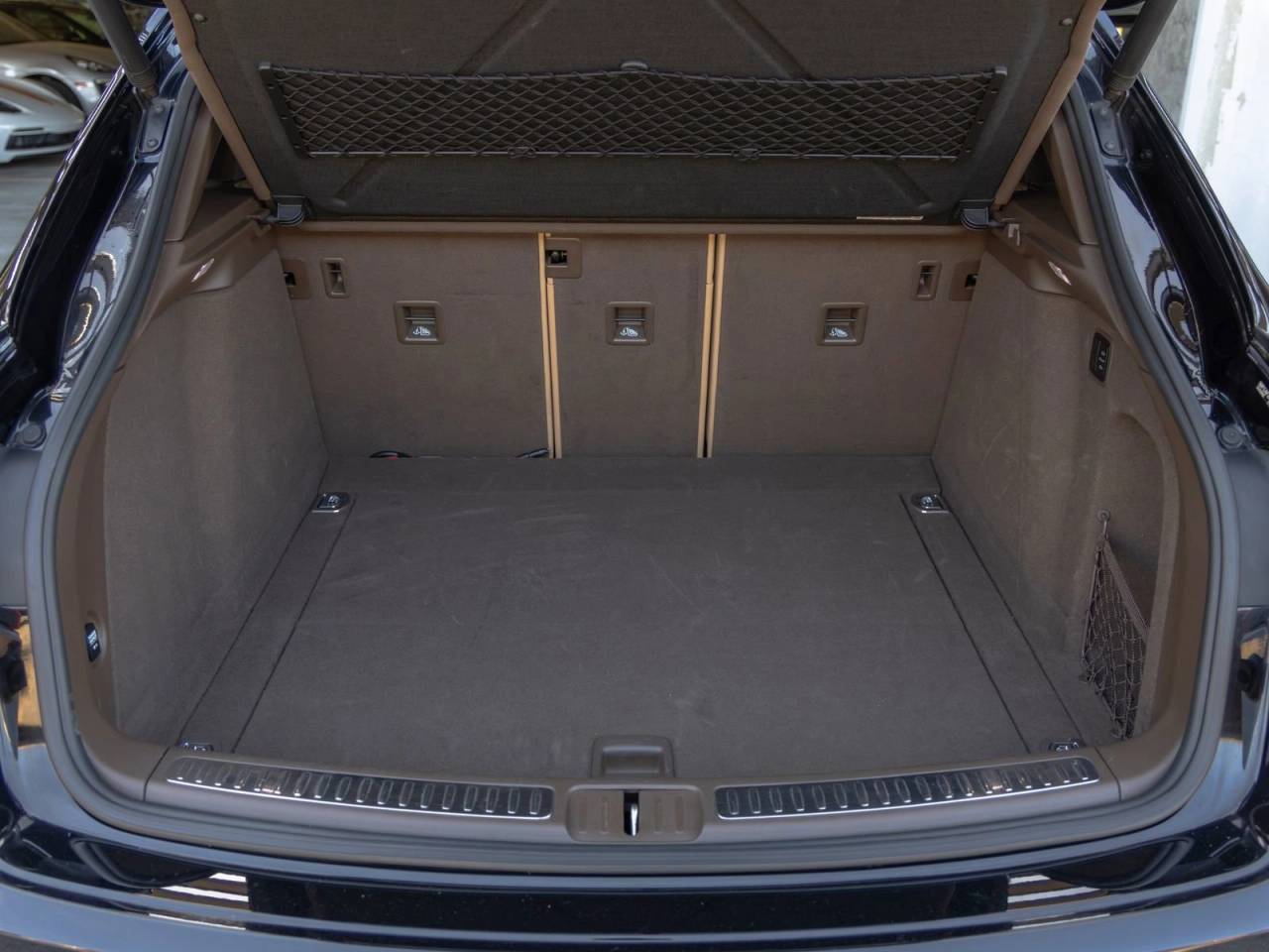 2016 Porsche Macan Turbo