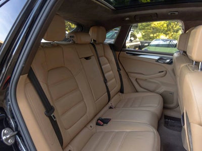 2016 Porsche Macan Turbo