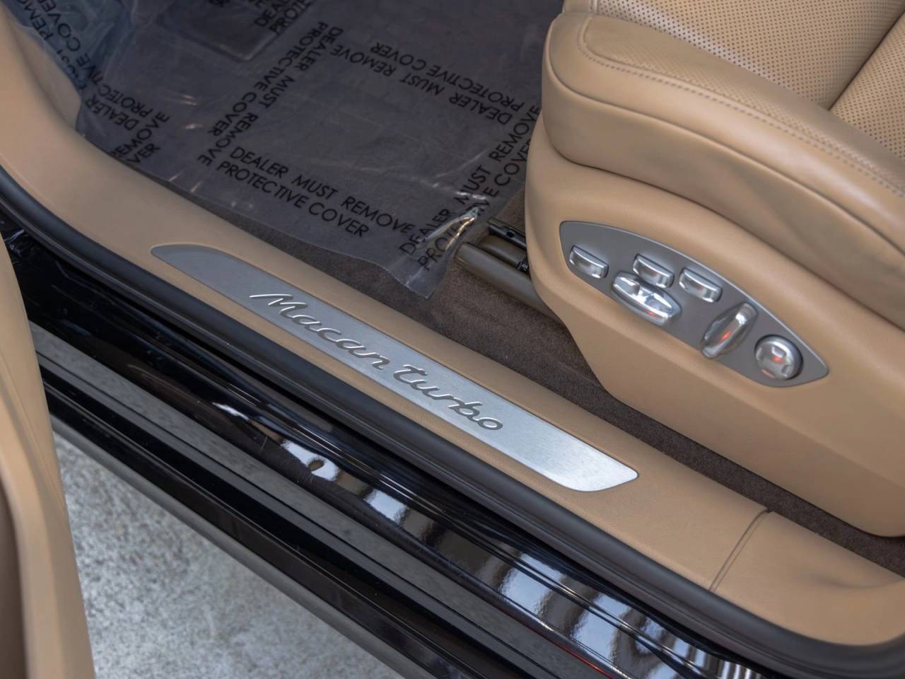 2016 Porsche Macan Turbo