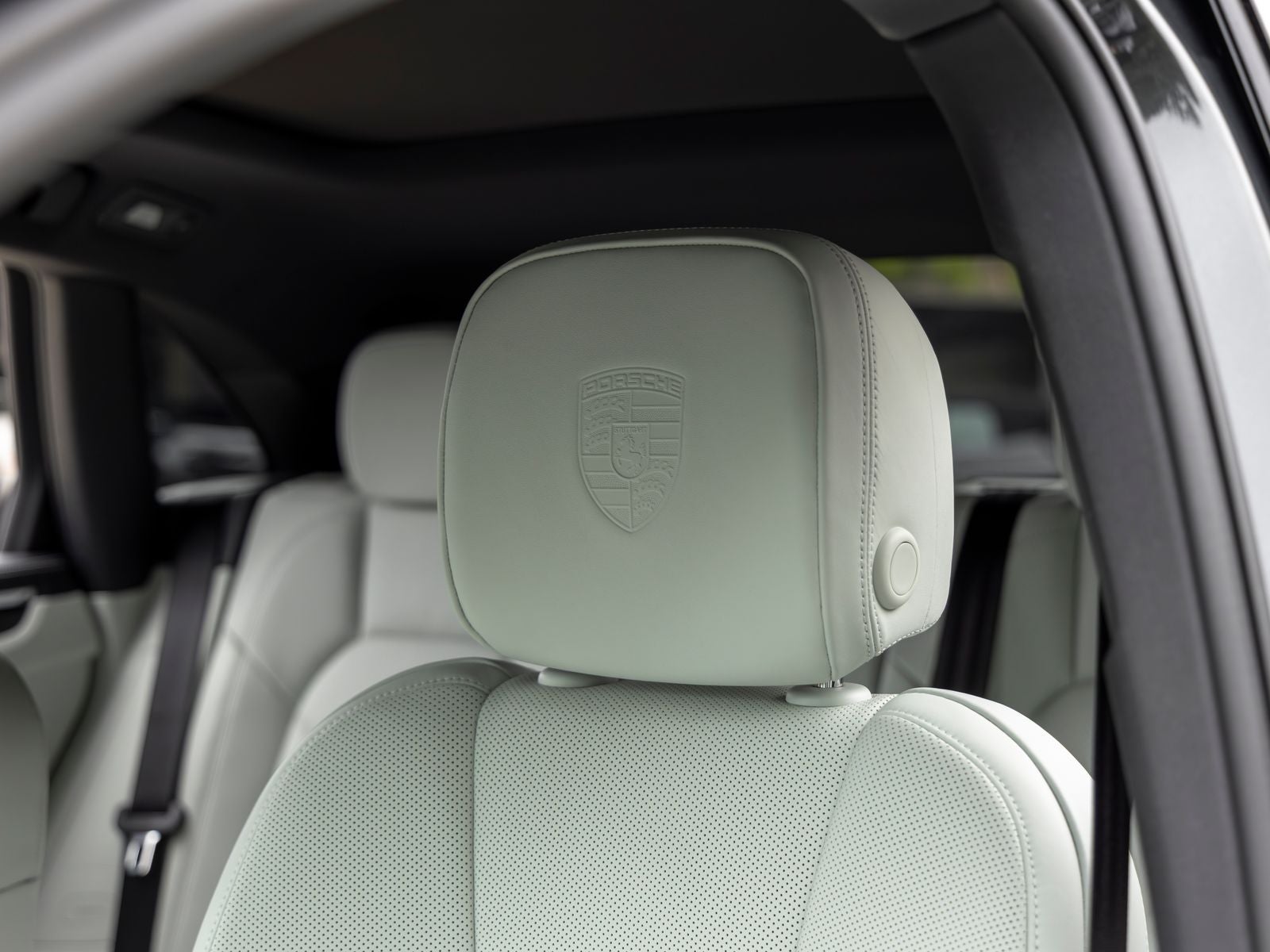 2026 Porsche Macan Macan S