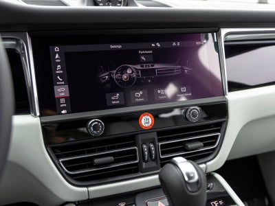 2026 Porsche Macan Macan S