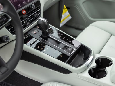 2026 Porsche Macan Macan S
