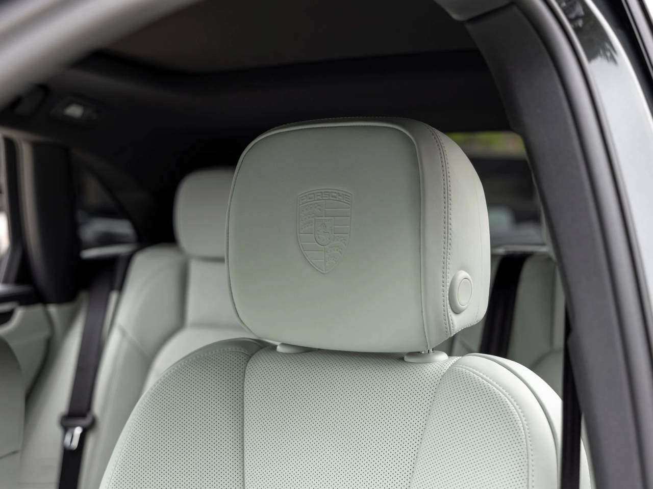 2026 Porsche Macan Macan S