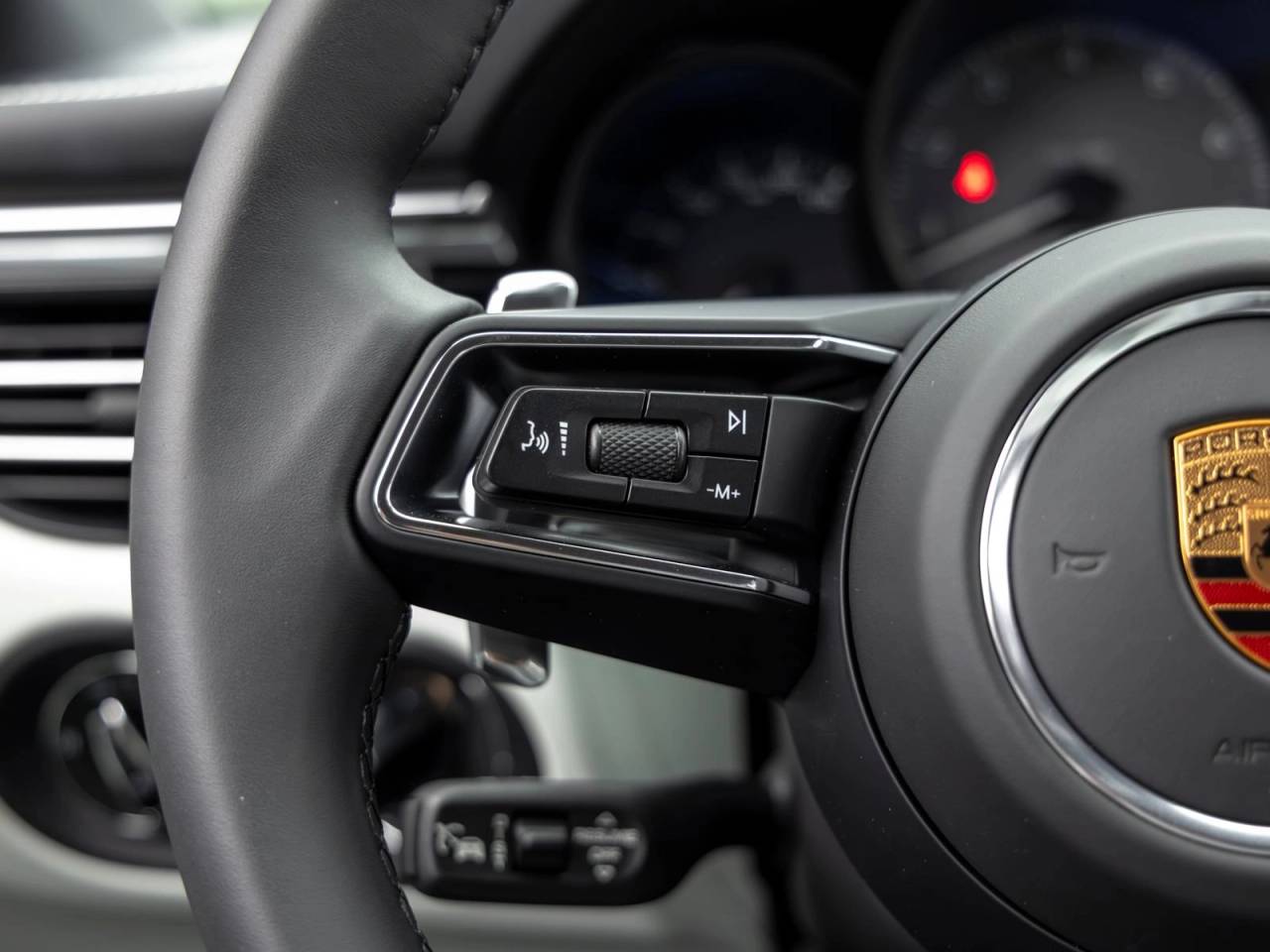 2026 Porsche Macan Macan S