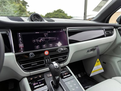 2026 Porsche Macan Macan S