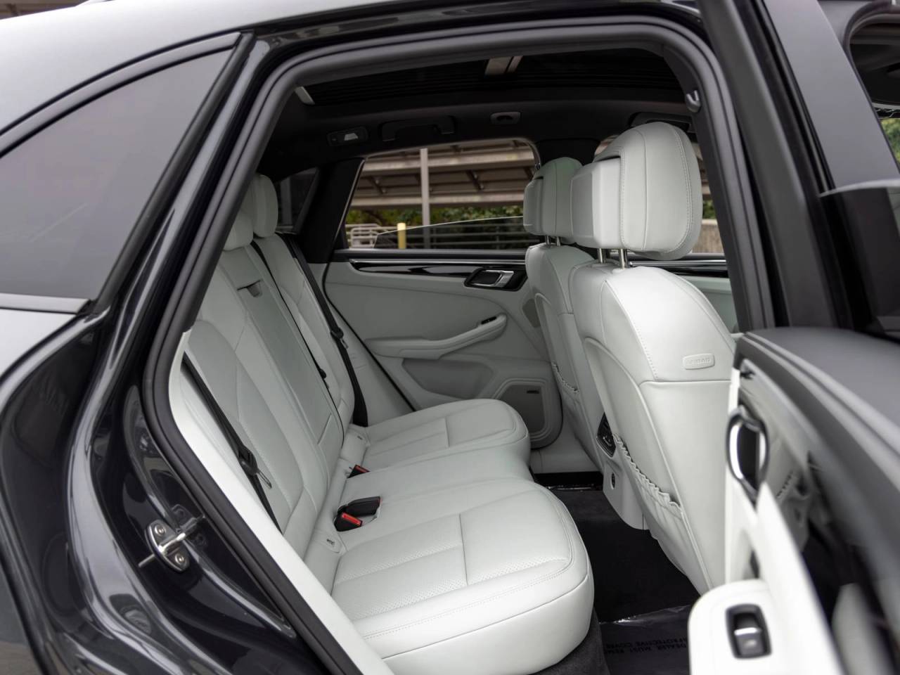 2026 Porsche Macan Macan S