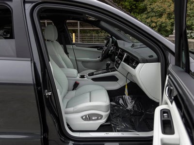 2026 Porsche Macan Macan S