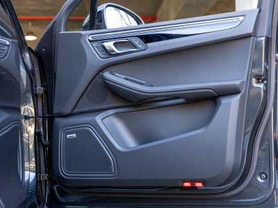 2026 Porsche Macan Macan S