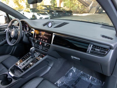 2026 Porsche Macan Macan S